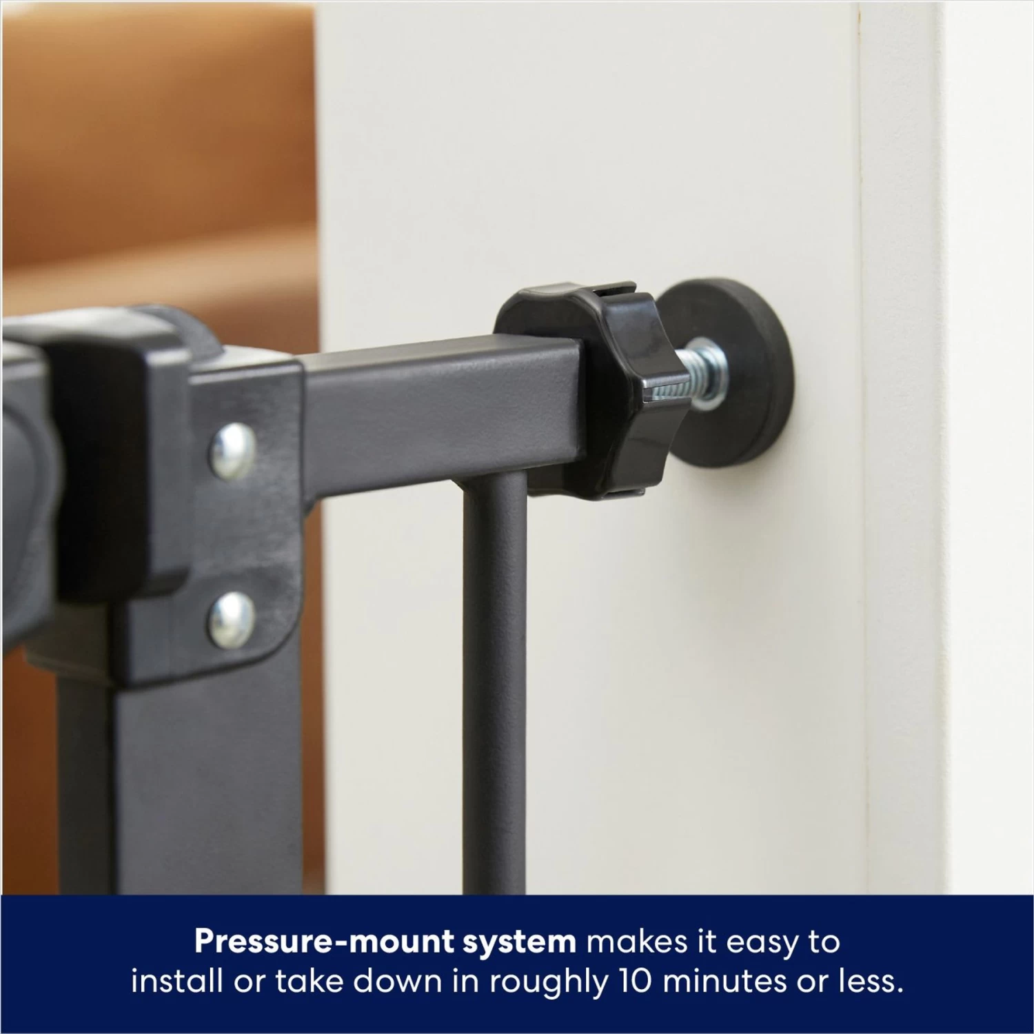 Frisco Steel Extra Wide Auto-Close Dog Gate 6 Frisco Steel Extra Wide Auto-Close Dog Gate - Image 4